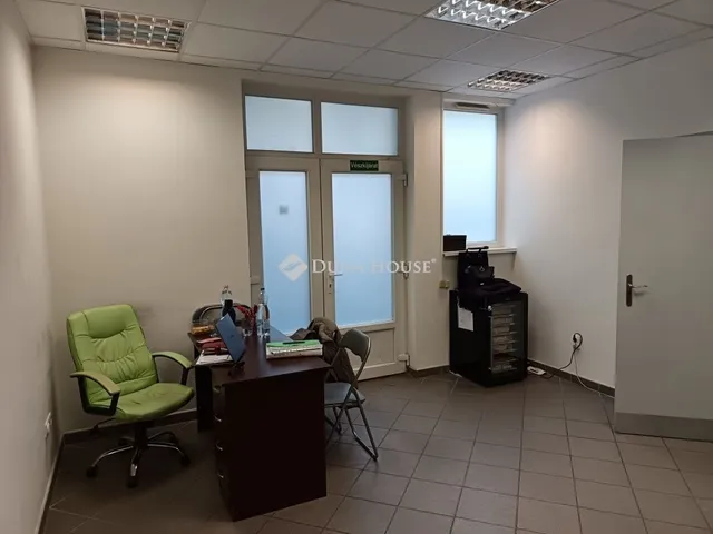 Eladó kereskedelmi és ipari ingatlan Szeged 57 nm