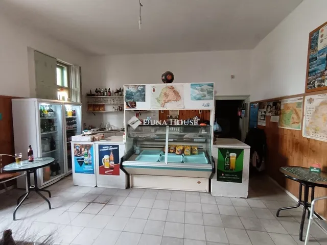 Eladó kereskedelmi és ipari ingatlan Szeged 190 nm