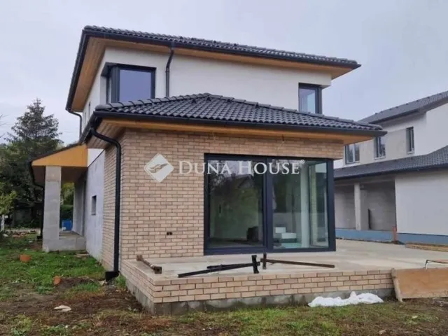 Eladó ház Szeged 182 nm