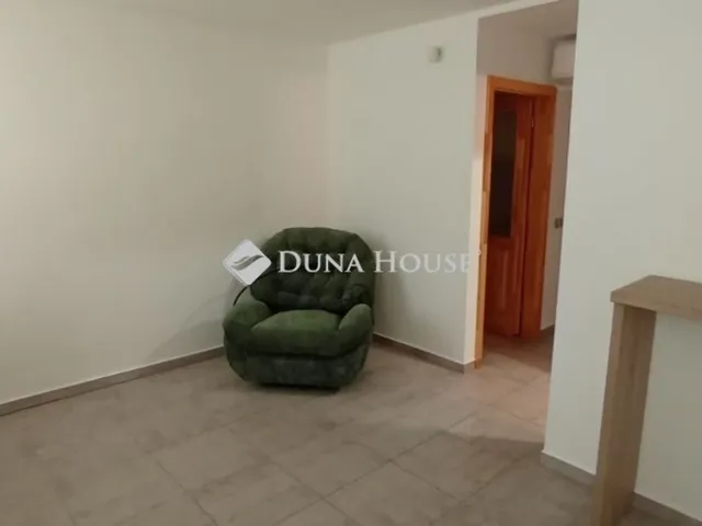 Eladó lakás Szeged 60 nm