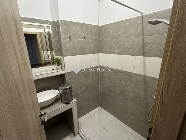 Eladó lakás Szeged 75 nm