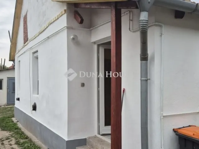 Eladó ház Szeged 30 nm