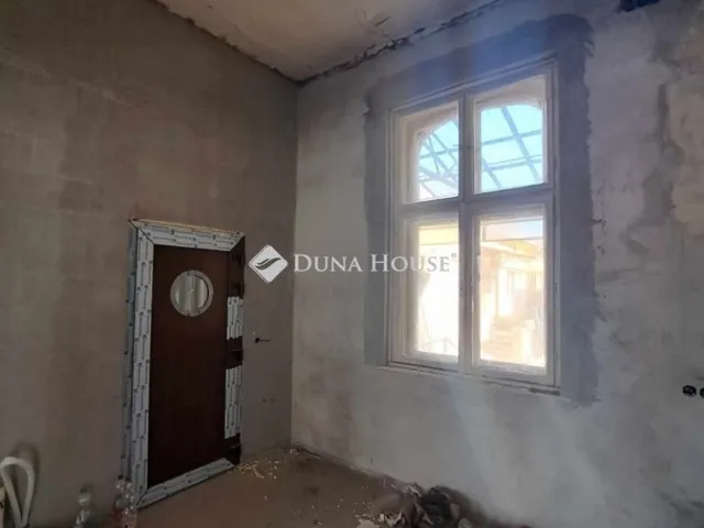 Eladó ház Hódmezővásárhely 279 nm