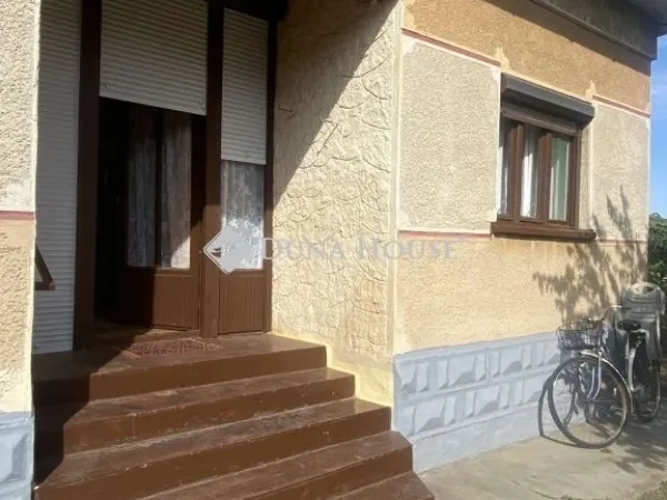 Eladó ház Gádoros 100 nm