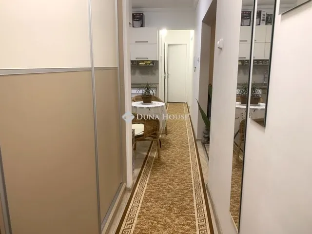 Eladó lakás Szeged 68 nm