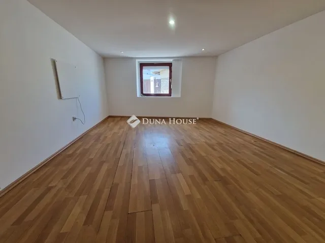 Eladó ház Baja 61 nm