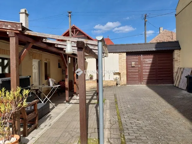 Eladó ház Baja 90 nm