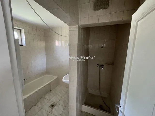 Eladó ház Kecskemét 210 nm