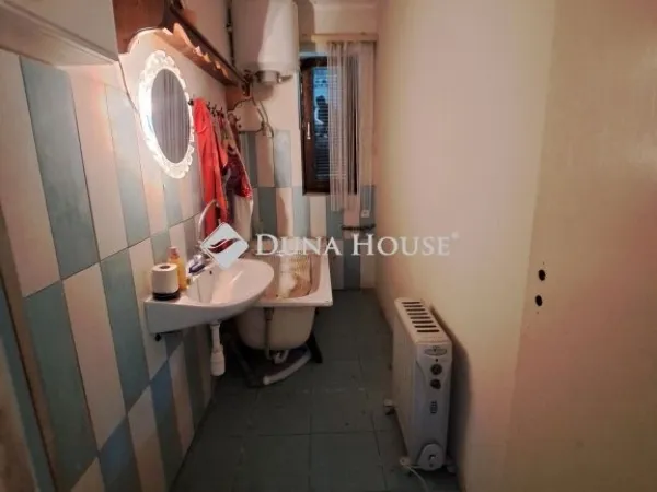 Eladó ház Érsekcsanád 68 nm