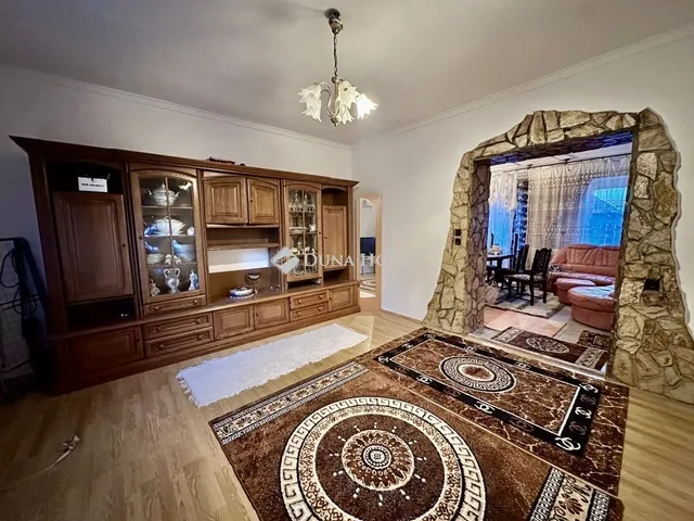 Eladó ház Öcsöd 171 nm