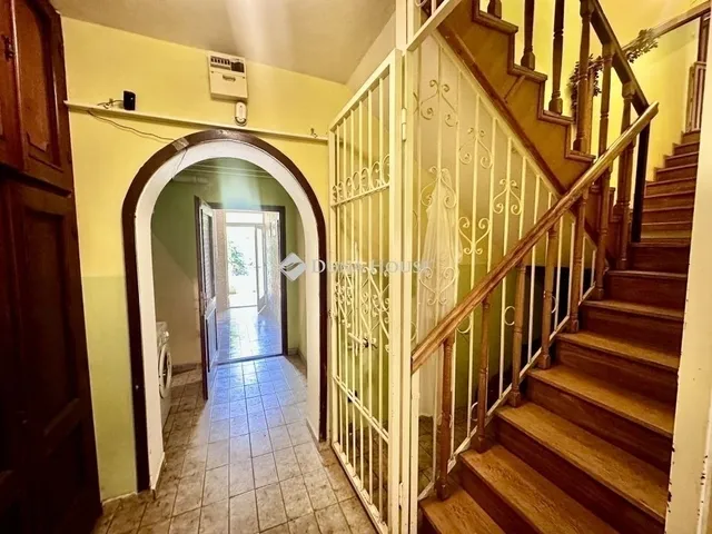 Eladó ház Szeged 223 nm