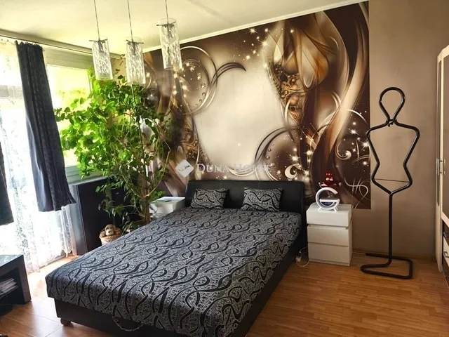 Eladó lakás Szeged, Tarján 77 nm