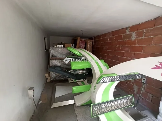 Eladó garázs Szeged 19 nm