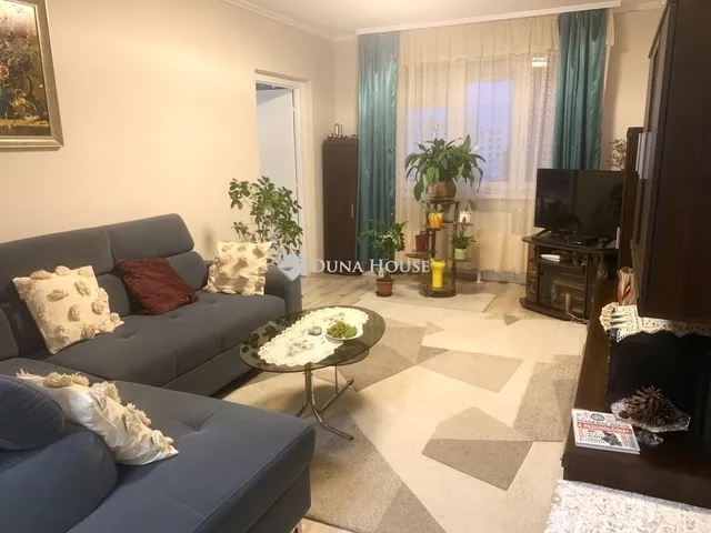 Eladó lakás Szeged 68 nm