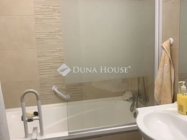 Eladó lakás Szeged 68 nm