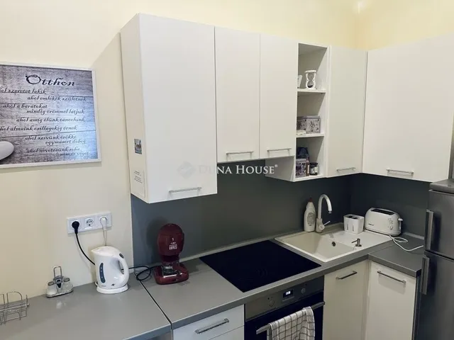 Eladó lakás Szeged 75 nm