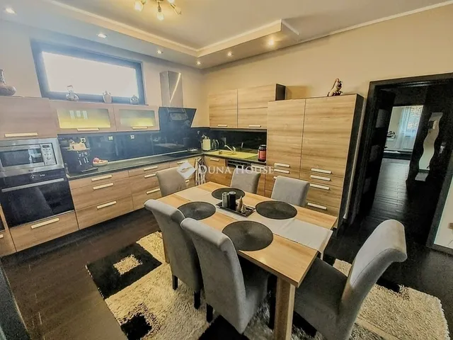 Eladó ház Szeged 160 nm