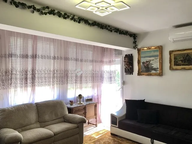 Eladó lakás Szentes 73 nm