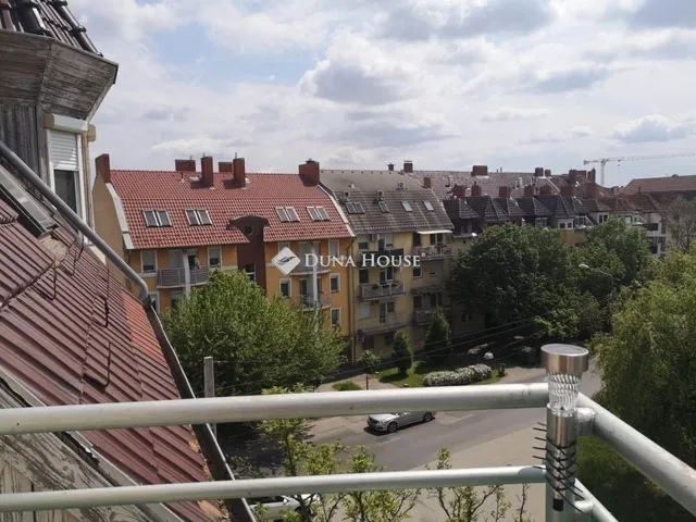 Eladó lakás Szeged 96 nm