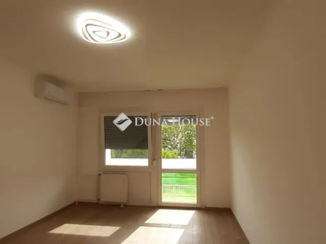 Eladó lakás Csongrád 69 nm