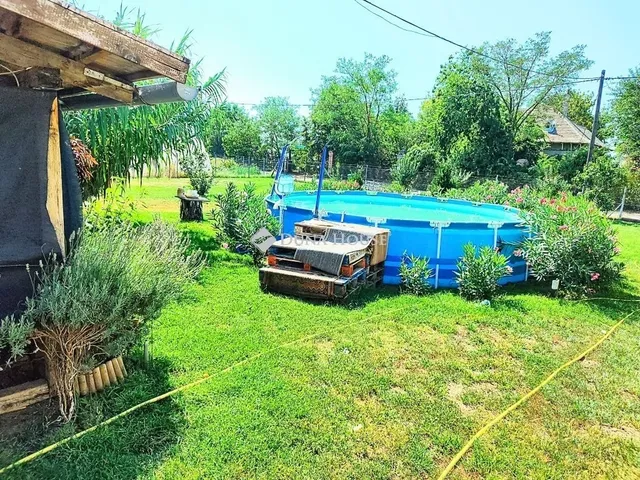 Eladó mezőgazdasági ingatlan Szatymaz 170 nm