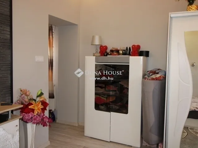 Eladó ház Szeged 45 nm