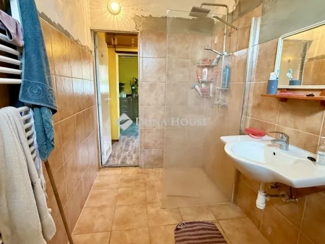 Eladó ház Üllés 99 nm