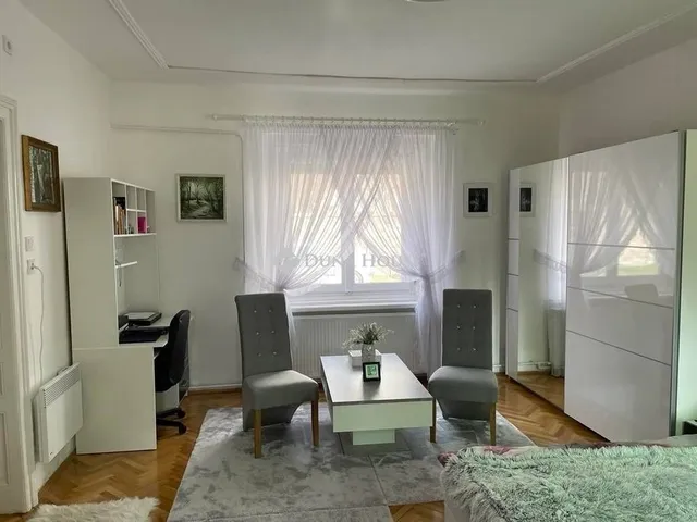 Eladó ház Hódmezővásárhely 192 nm