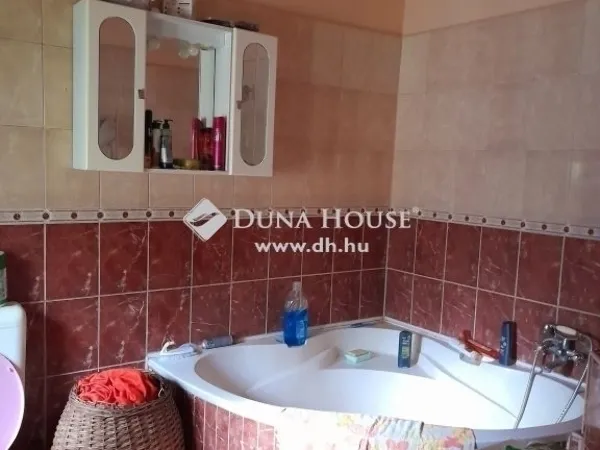 Eladó ház Szeged 70 nm