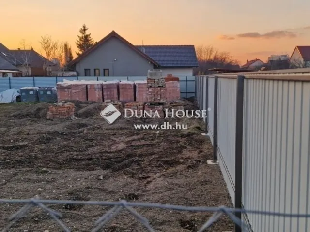 Eladó telek Szeged 403 nm