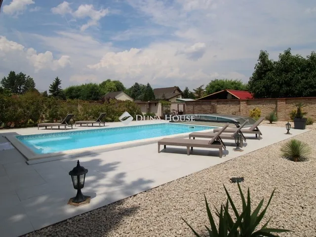 Eladó ház Szatymaz 140 nm