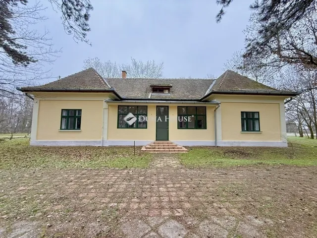 Eladó ház Hódmezővásárhely 179 nm