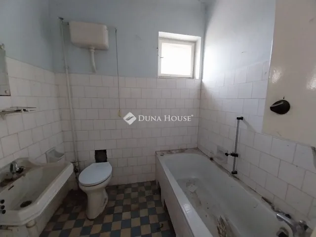 Eladó ház Szeged 63 nm