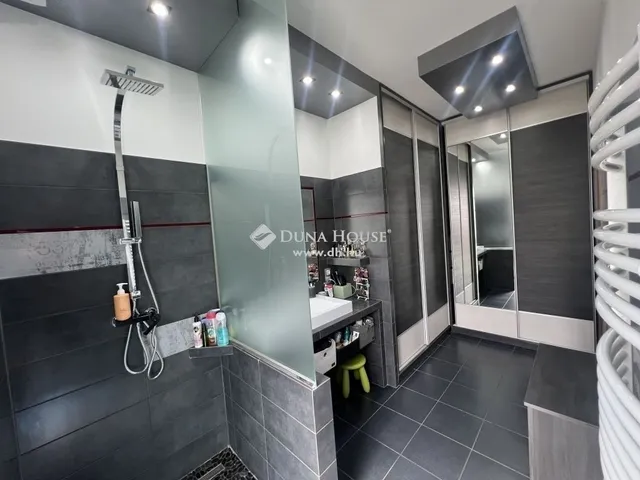 Eladó ház Szeged 240 nm