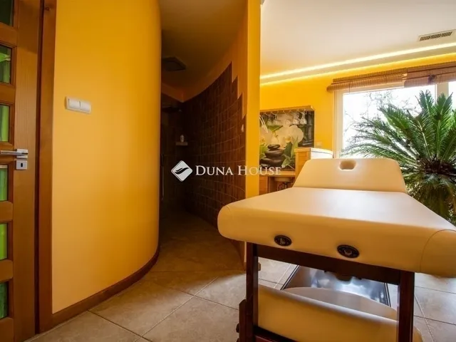 Eladó ház Szeged 550 nm