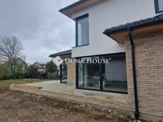 Eladó ház Szeged 182 nm