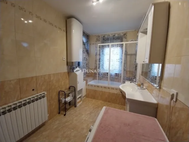 Eladó ház Szeged 200 nm