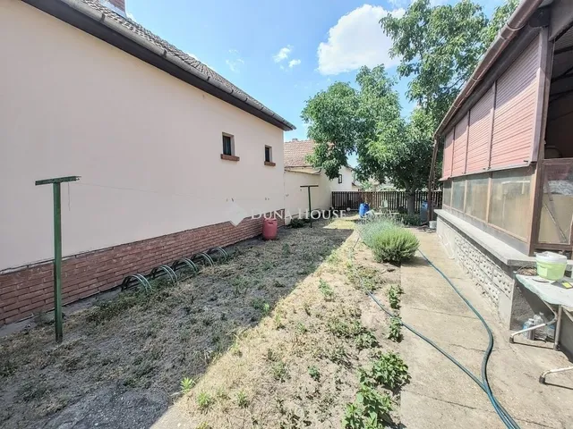 Eladó ház Sándorfalva 130 nm