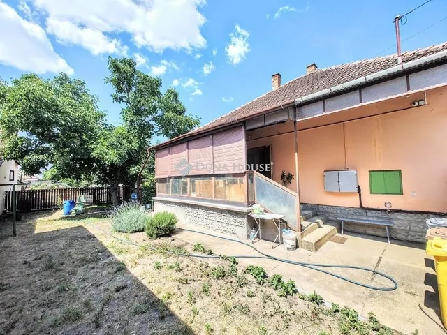 Eladó ház Sándorfalva 130 nm