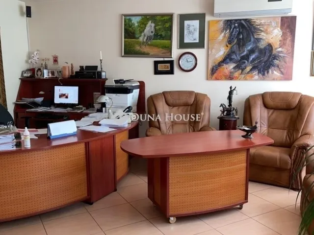 Eladó kereskedelmi és ipari ingatlan Szeged 164 nm