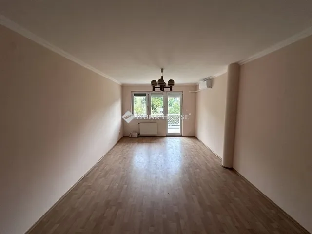 Eladó lakás Szeged 68 nm