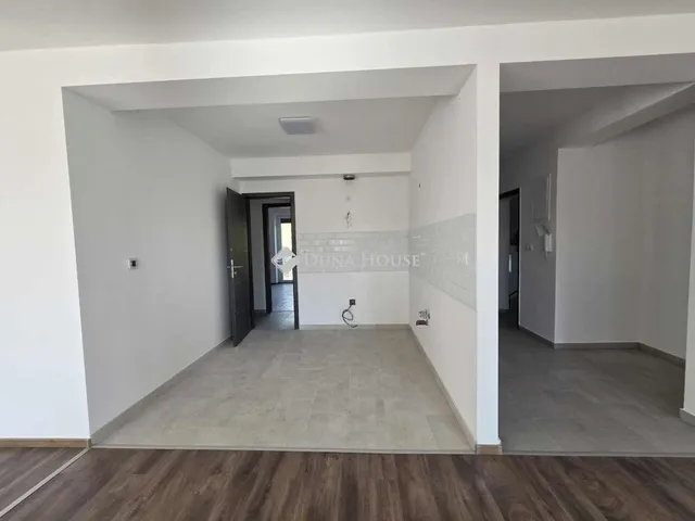 Eladó lakás Szeged 103 nm