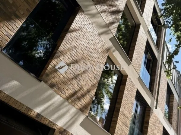 Eladó kereskedelmi és ipari ingatlan Szeged 20 nm