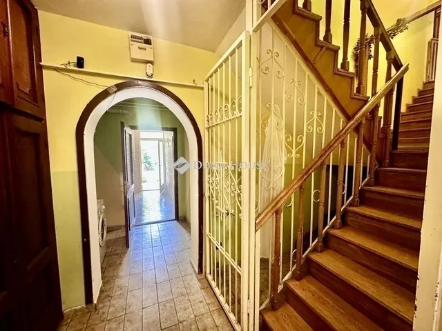 Eladó ház Szeged 223 nm