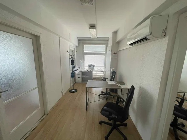 Eladó kereskedelmi és ipari ingatlan Szeged 40 nm