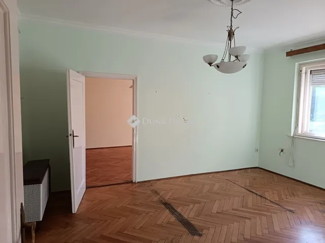 Eladó lakás Szeged 73 nm