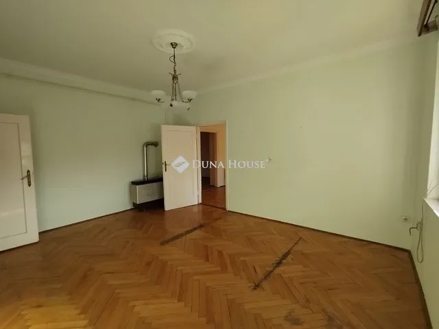 Eladó lakás Szeged 73 nm