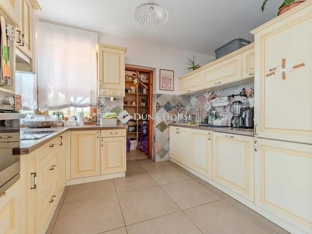 Eladó ház Szeged 200 nm