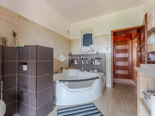 Eladó ház Szeged 200 nm