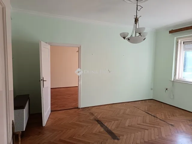 Eladó lakás Szeged 73 nm